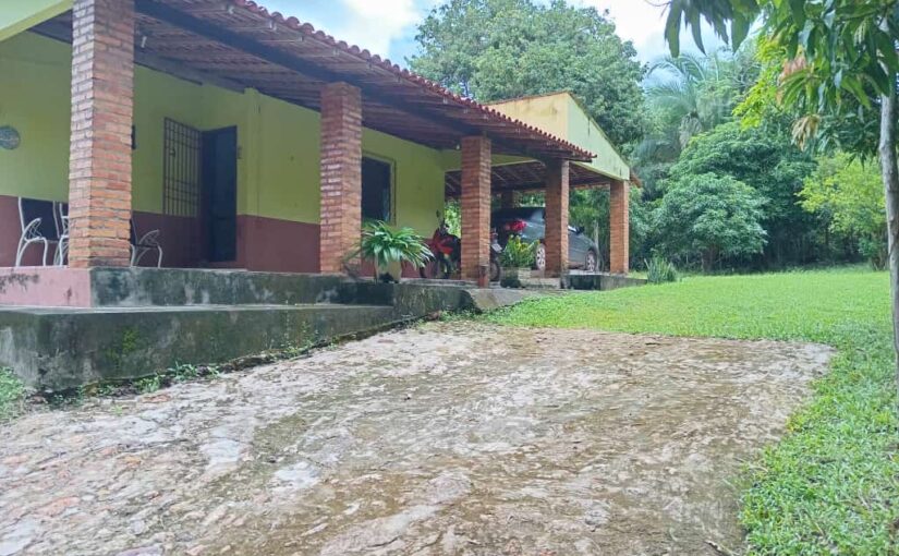 SÍTIO NA CACIMBA VELHA PERTO DO TITARA ZONA LESTE DE TERESINA