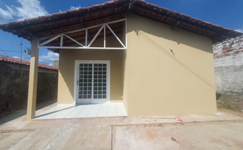 CASA NO JARDIM LESTE ZONA LESTE DE TERESINA