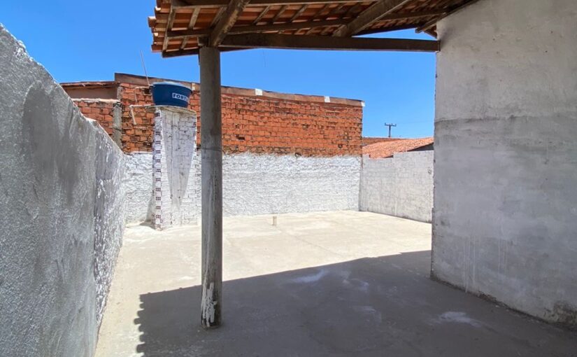 CASA NO PARQUE MÃO SANTA NA ZONA LESTE DE TERESINA