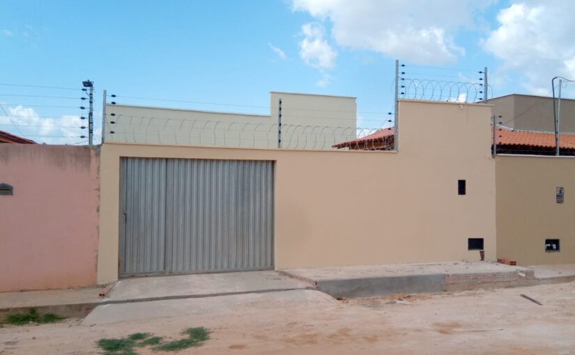Corretor de imóveis vende casa financiamento bancário na cidade de Timon Maranhão