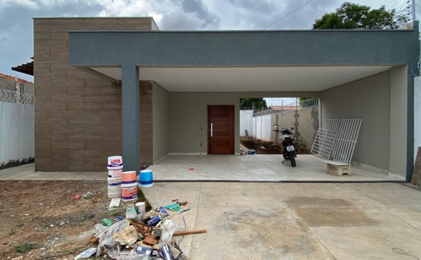 Corretor de imóveis vende casa na zona leste de Teresina excelente localização