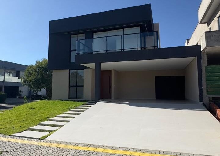 Corretor de Imóveis Jackson Nixon vende casa no Terras Alphaville