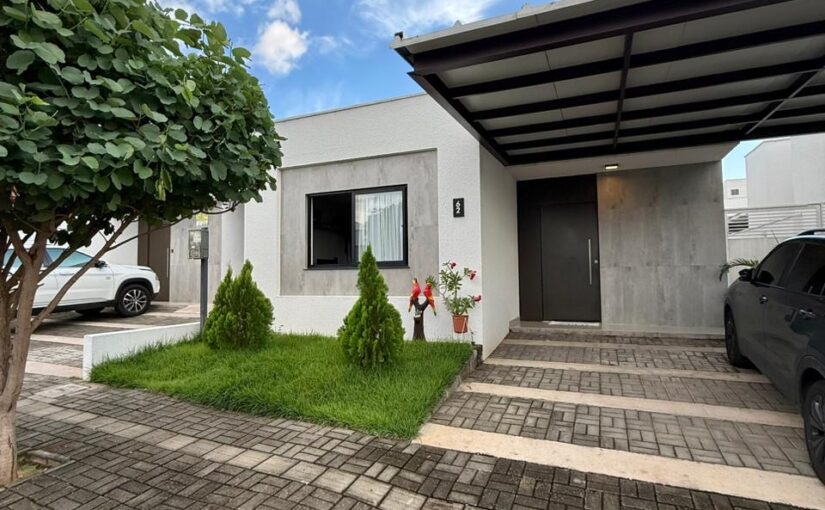 Venda de casa no condomínio Jardim de Monet na região do Gurupi em Teresina