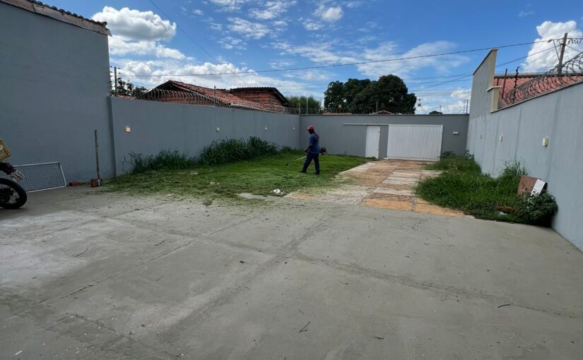 Venda de casa em Timon com lote grande
