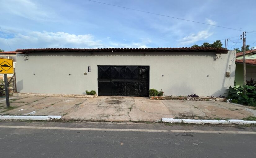 Venda de casa no Porto Alegre zona sul de Teresina com piscina