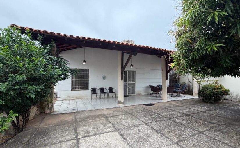 Casa à venda no bairro Campestre